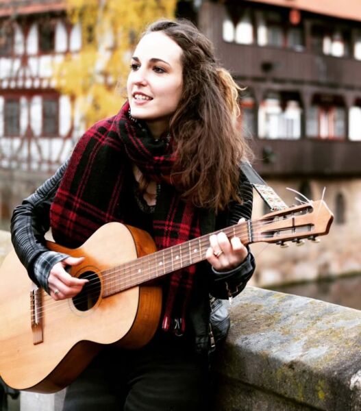 fete-de-la-musique-open-air-konzert-mit-fragile-samesie-und-lea-sophie-hartel