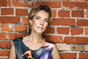 Christine Schütze -  