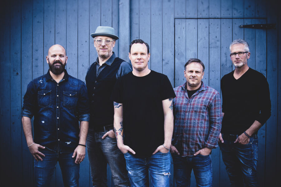 brothers-in-arms-the-authentic-dire-straits-experience