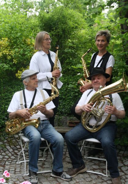 schlossparkfuhrung-auf-dem-schwanberg-immer-am-3-sonntag-im-monat