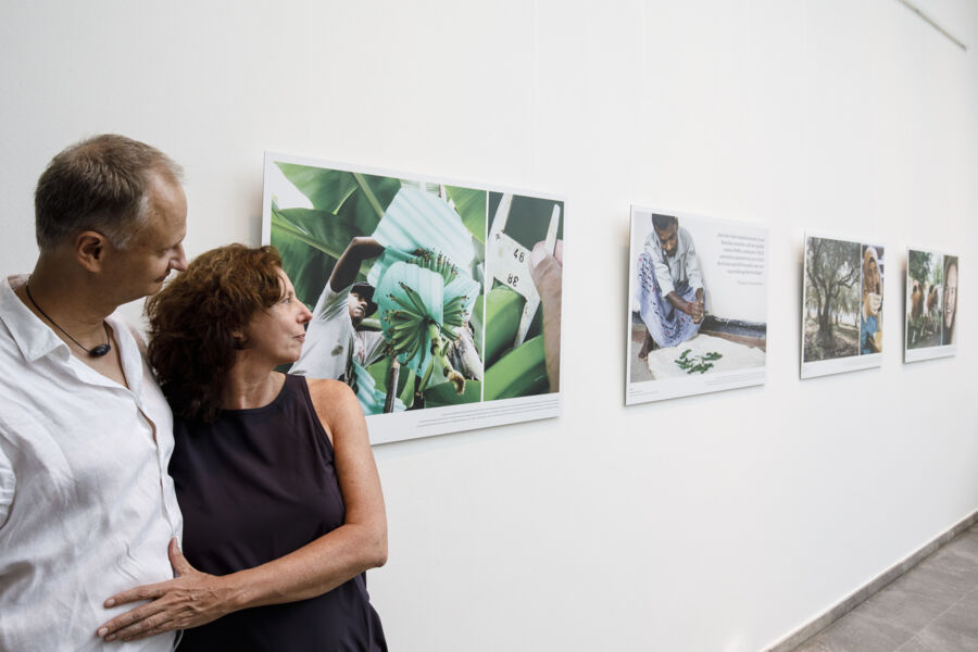 fotoausstellung-fairer-handel-weltweit-mit-offizieller-eroffnung