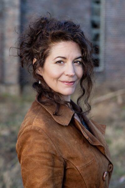 sandra-aslund-liest-aus-dem-dritten-teil-ihrer-schweden-trilogie-dann-ruhest-auch-du