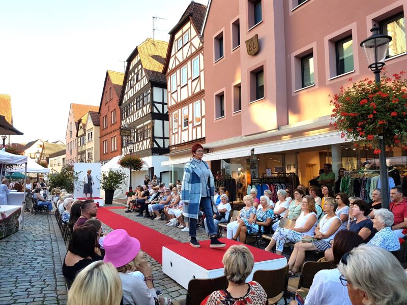 mode-und-gewerbeschau-herbstflimmern