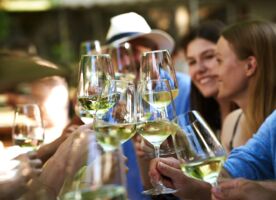 Benefizweinfest in Castell