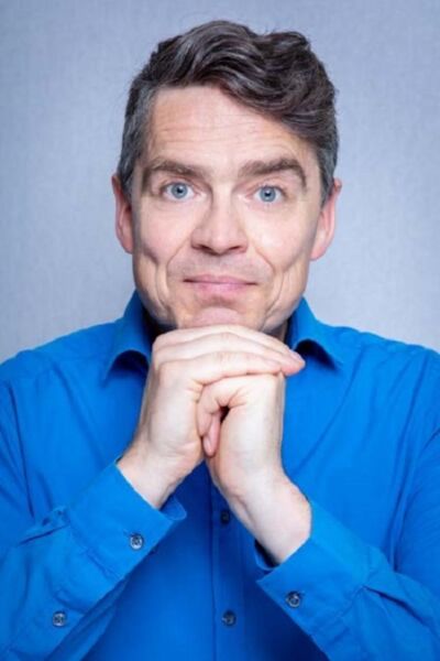 henning-schmidtke-es-war-nicht-alles-so-scheisse-wie-du-denkst-der-jahresruckblick-mit-den-guten-nachrichten