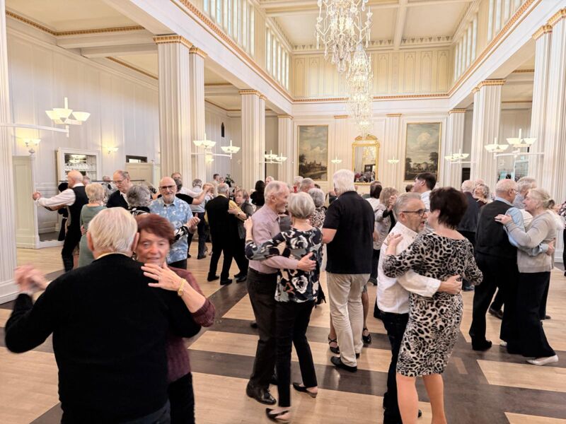 seniorentanz-der-lachfalten