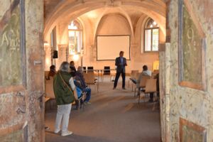 Die Beziehung zwischen dem Frauenkloster Unterzell und dem Wertheimer Grafen- und Fürstenhaus (1221/43-1803)