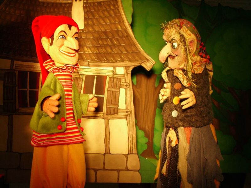 kasper-kauft-ein-hexenhaus