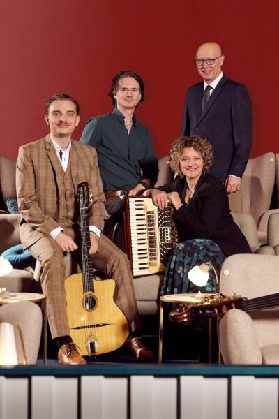 orchestra-mondo-tango-meets-gypsy-la-vie-boheme