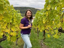 Women only - Weinprobe mit kleinen Leckereien - mit der ehemaligen Hohenloher Weinkönigin Verena Ruck und swingender Saxophonmusik