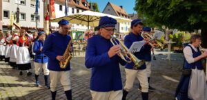 Kirchweih- und Heimatfest mit Herz