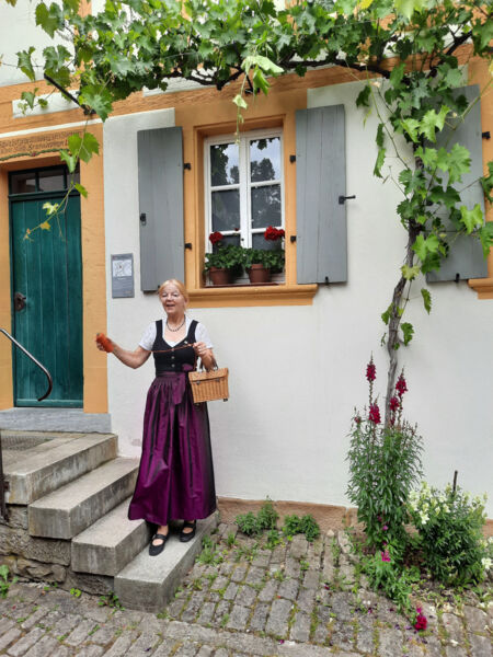 sonderfuhrung-wir-lassen-die-kirche-im-dorf-sprichwortlich-durchs-freilandmuseum