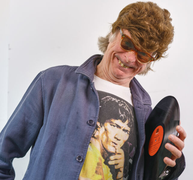 helge-schneider-ellebogen-vom-tich