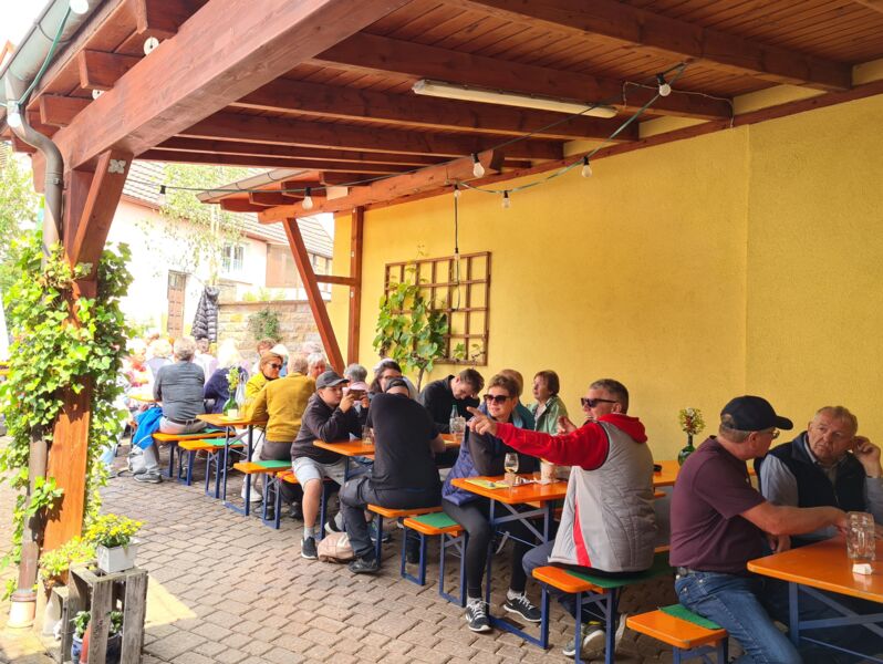 hofweinfest-pfingsten-in-oberschwarzach